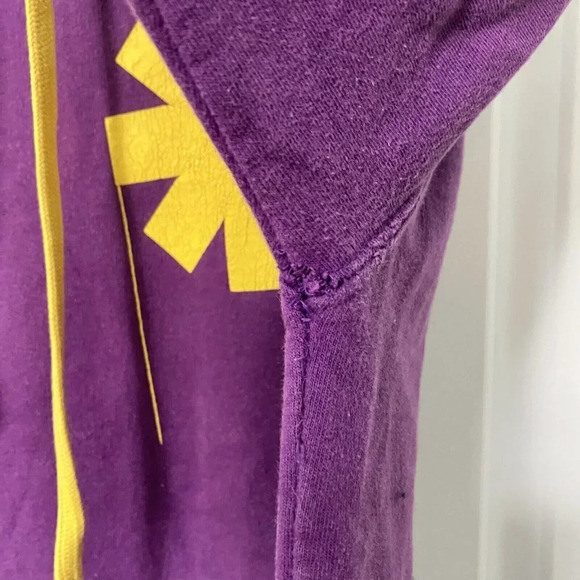 Vintage Just Hoods All We Do RHCP Red Hot Chili Peppers I'm With You Hoodie - Picture 7 of 11